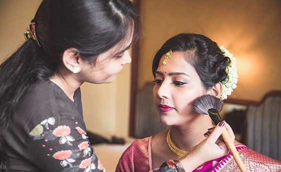 Bridal Makeup Artists in Mumbai India, Best Makeup Artist in Mumbai